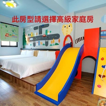 達樂斯電梯民宿dollars Bnb Taitung Ngoại thất bức ảnh