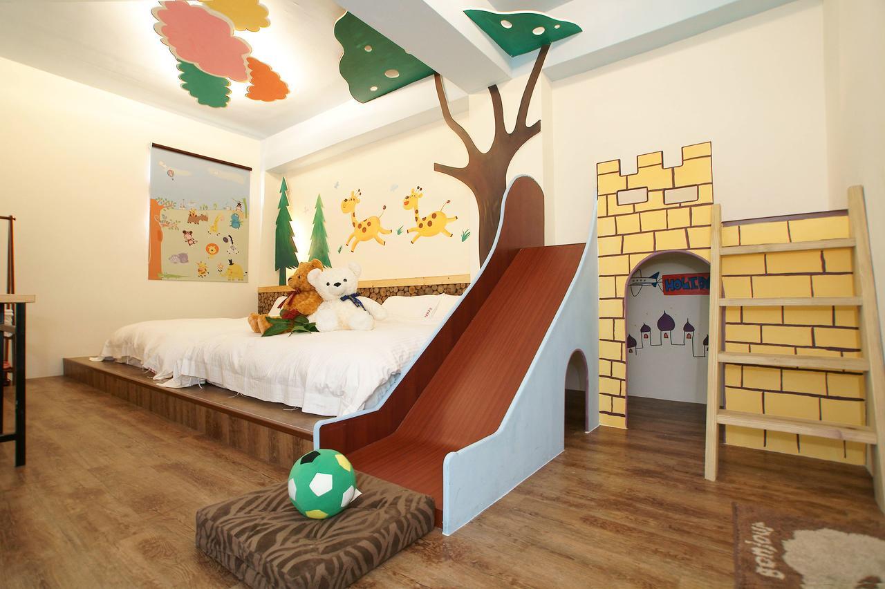 達樂斯電梯民宿dollars Bnb Taitung Ngoại thất bức ảnh